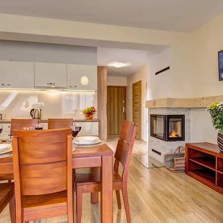Udanypobyt Smrekowa Apartamento