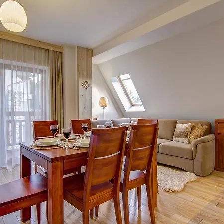 Apartmán Udanypobyt Smrekowa *